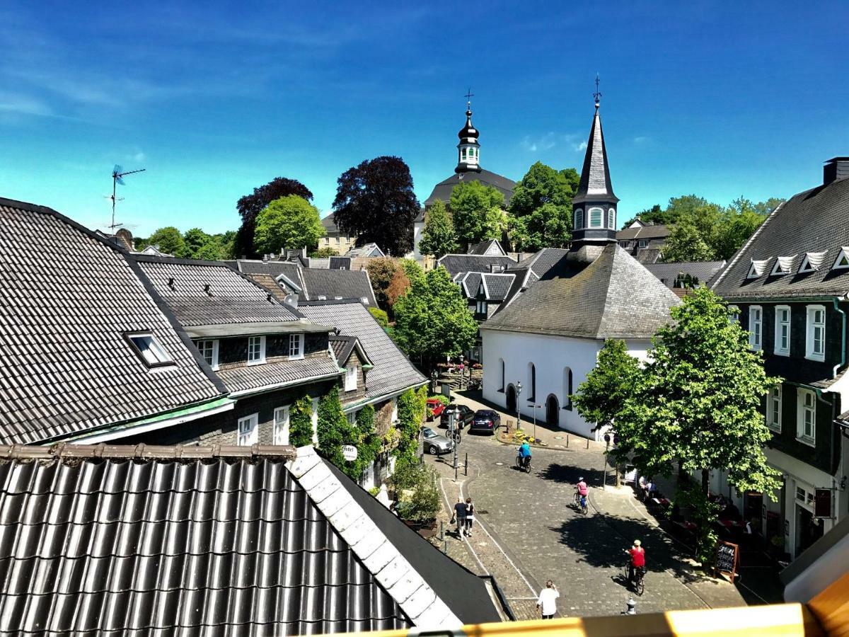 Townhouse Solingen Buitenkant foto
